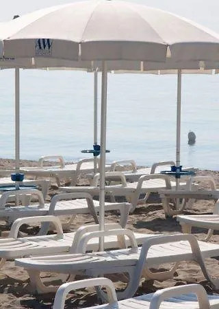 Villaggio Club