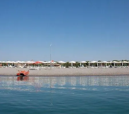 Villaggio Club 노바 시리