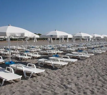 Villaggio Club