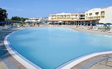 Üdülőközpont Villaggio Club Nova Siri