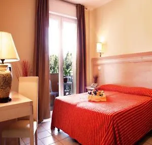 Villaggio Club منتجع نوفا سيري