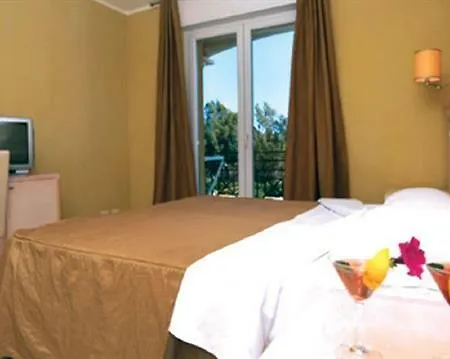 Villaggio Club نوفا سيري